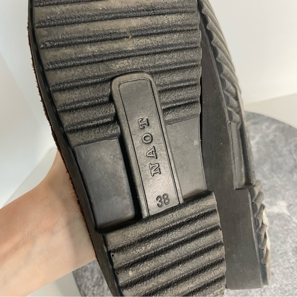 Naot Dark Brown Leather Strappy Sandals 38 - Picture 12 of 12